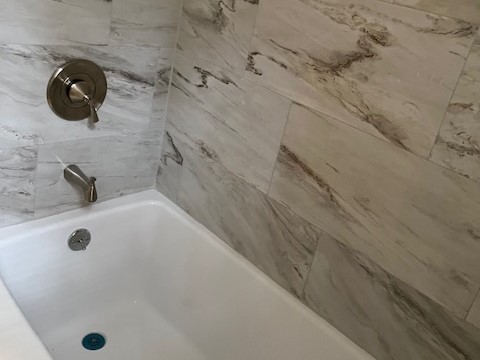 1814 McAllister Dr Bathtub 2026
